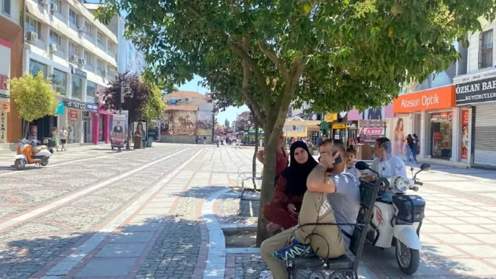 boş sokaklar