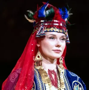 emine-erdogandan-turk-dunyasin-20381156-6599_1_m